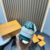 اسنیکر مردانه برند LouisVuitton مدل Surplus