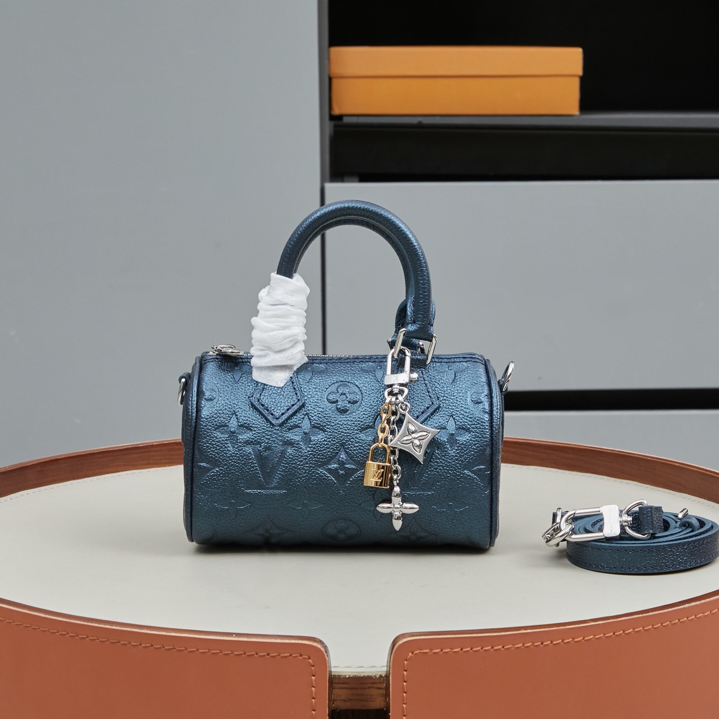 کیف زنانه برند Louis Vuitton