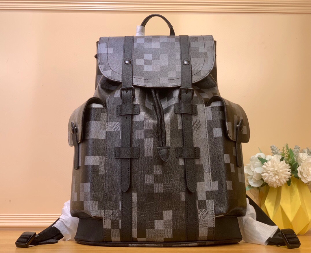 کوله چرم برند Louis Vuitton