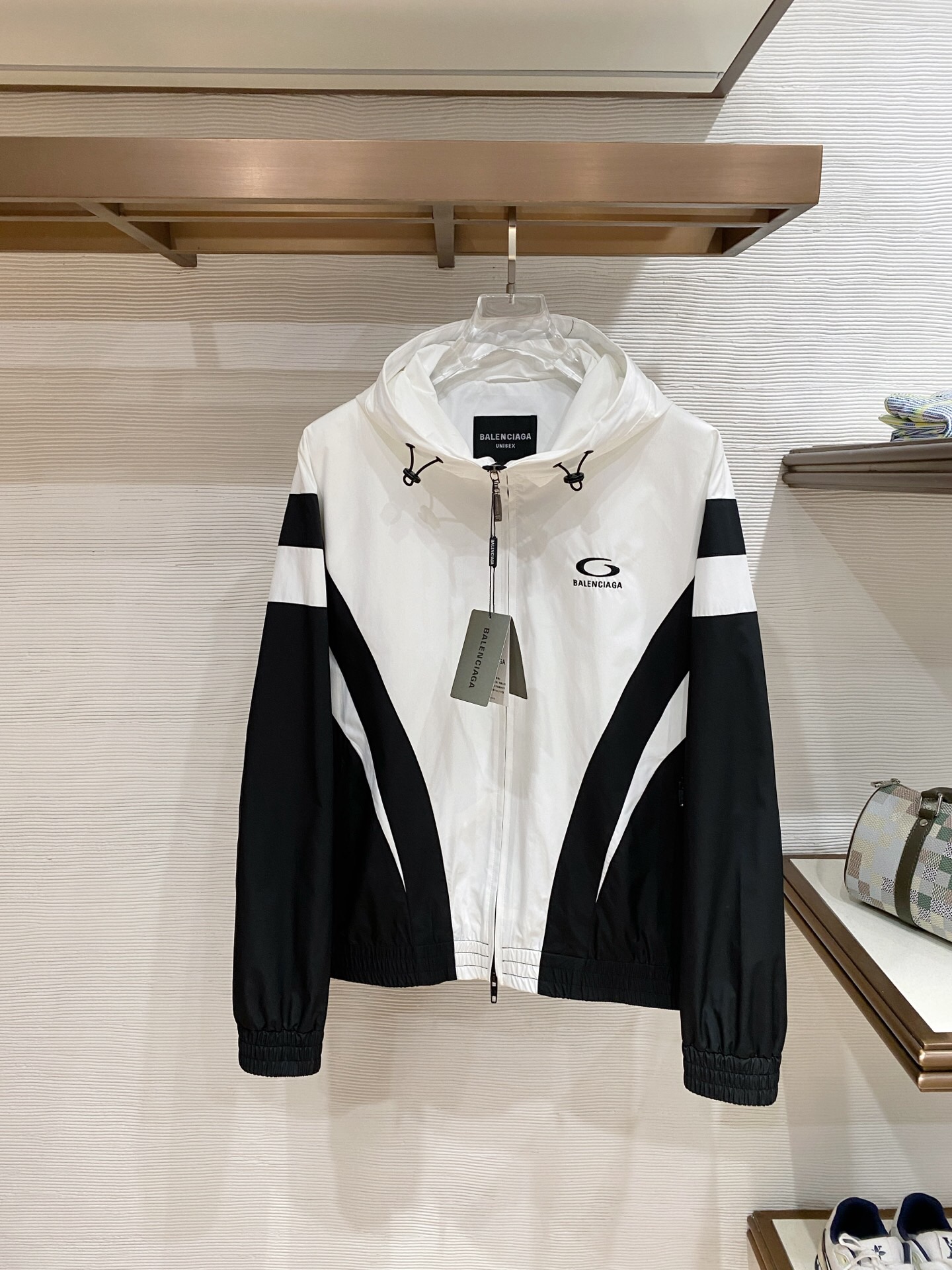سوییشرت مردانه برند Balenciaga