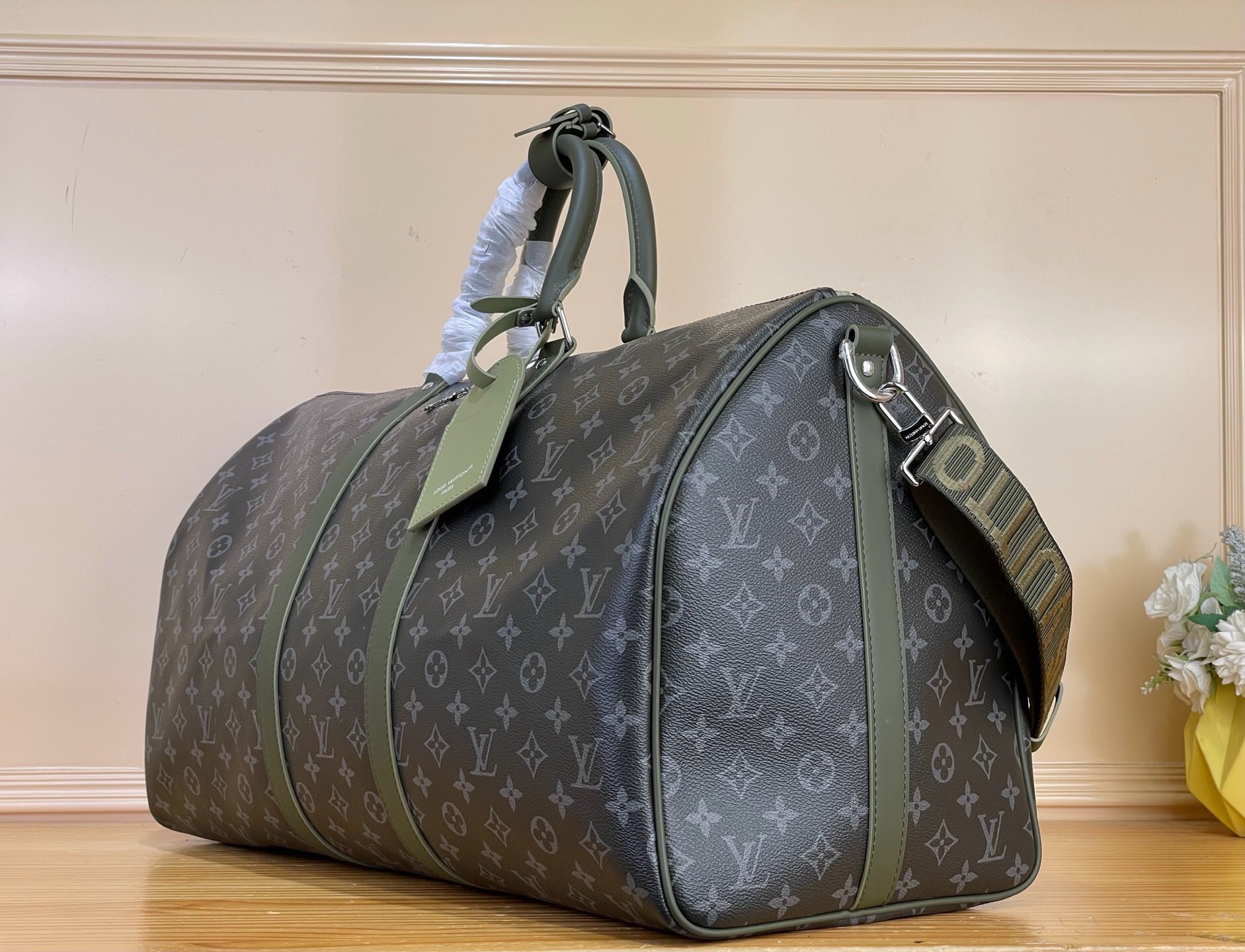 ساک دستی برند Louis Vuitton