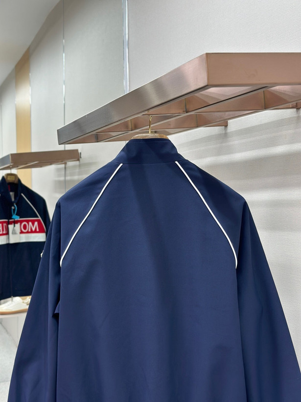 کاپشن مردانه برند Moncler