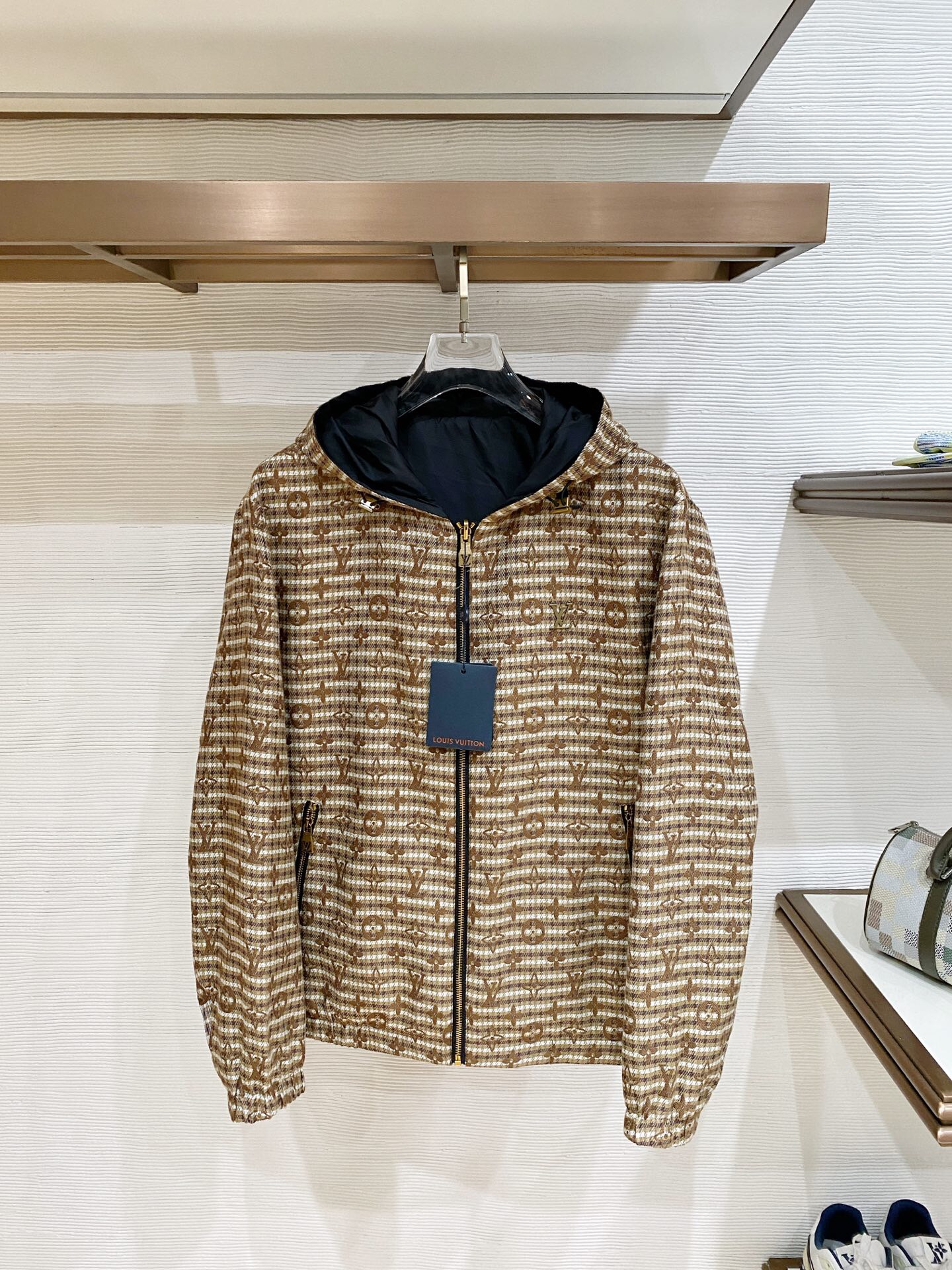کاپشن مردانه ۲ رو برند LouisVuitton