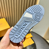 اسنیکر برند Louis Vuitton