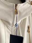 کاپشن برند Louis Vuitton