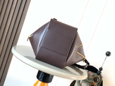 کیف زنانه برند Loewe