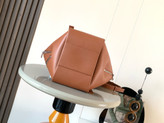 کیف زنانه برند Loewe