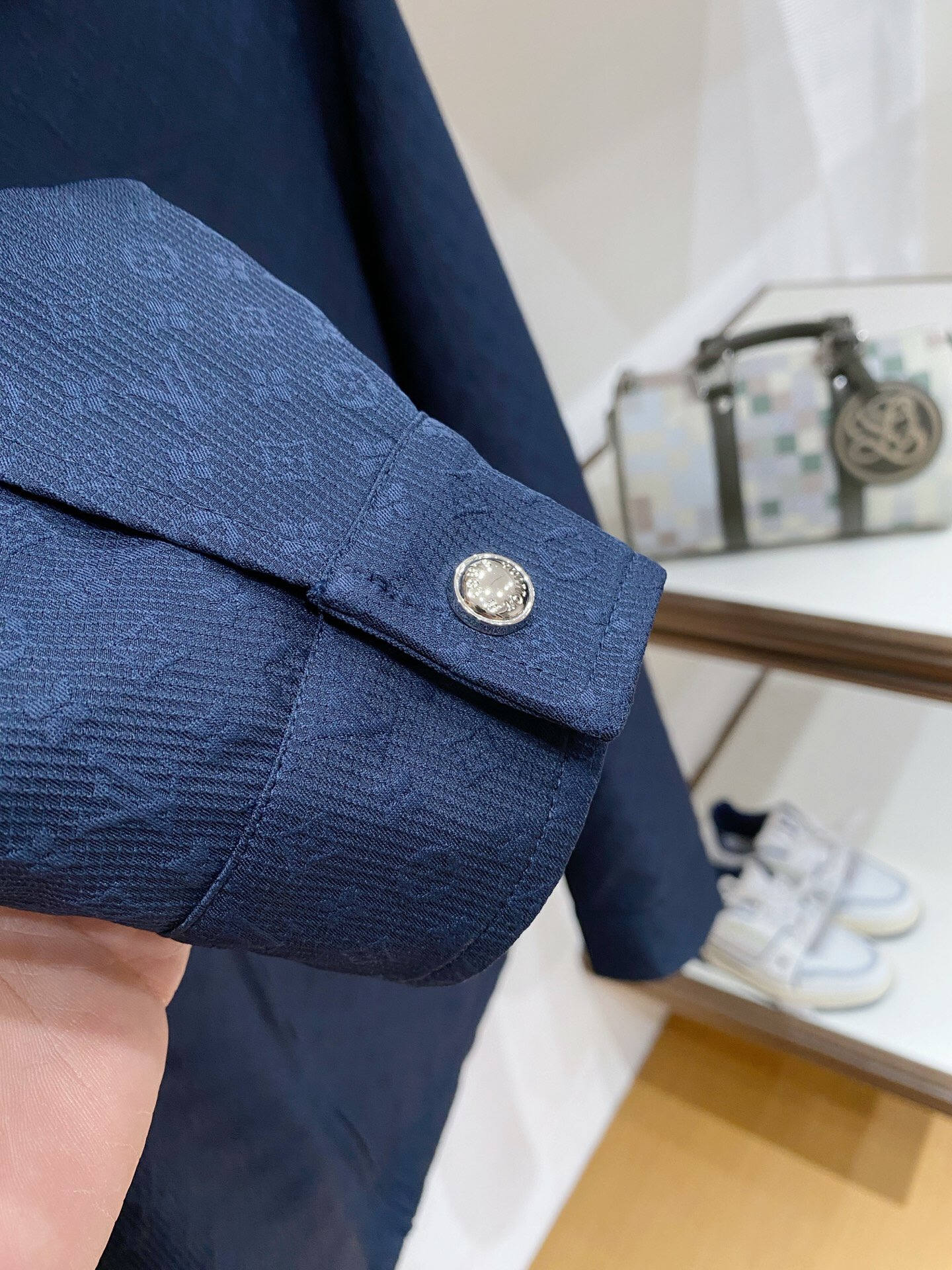 ست مردانه برند Louis Vuitton