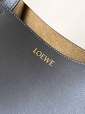 کیف زنانه برند Loewe