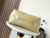 کیف زنانه برند Loewe