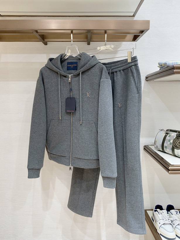 ست مردانه برند Louis Vuitton