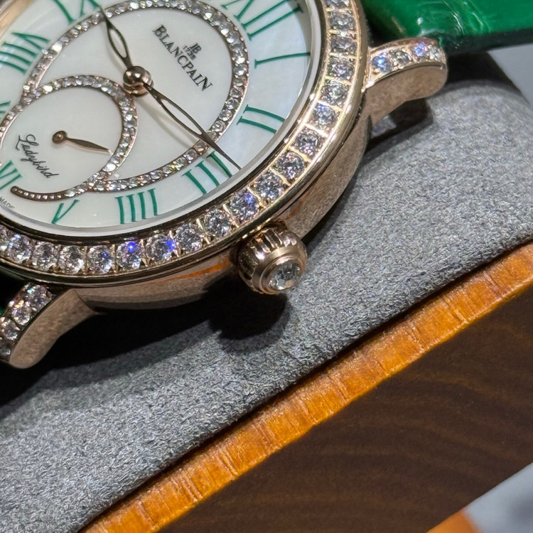 ساعت زنانه برند BLANCPAIN