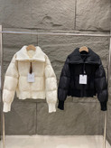 کاپشن زنانه برند Moncler