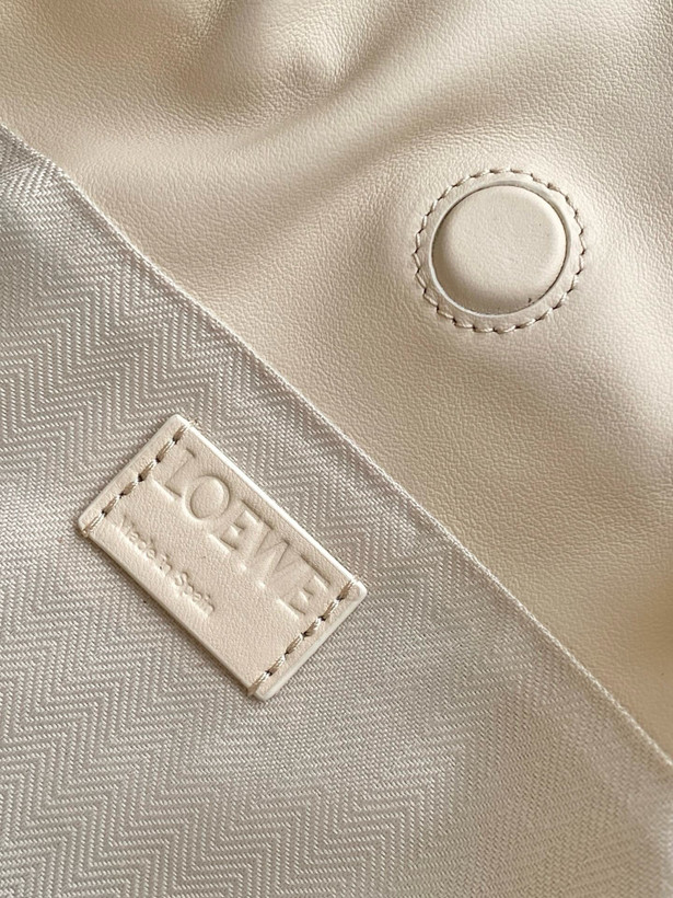 کیف زنانه برند Loewe