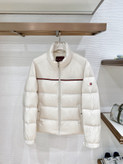 کاپشن برند Gucci