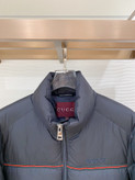 کاپشن برند Gucci