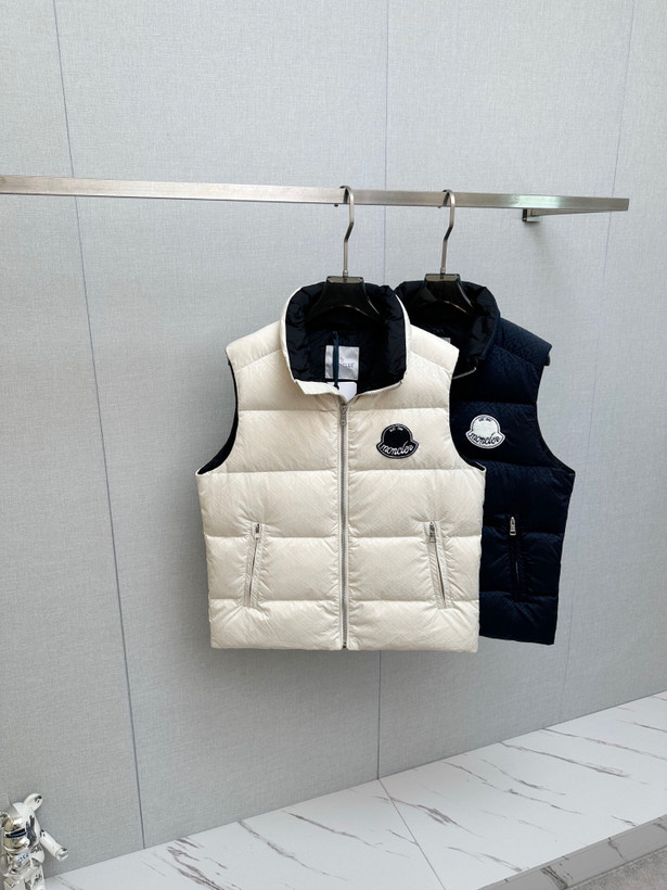 پافر برند Moncler