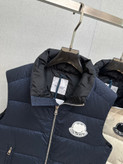 پافر برند Moncler