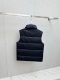 پافر برند Moncler