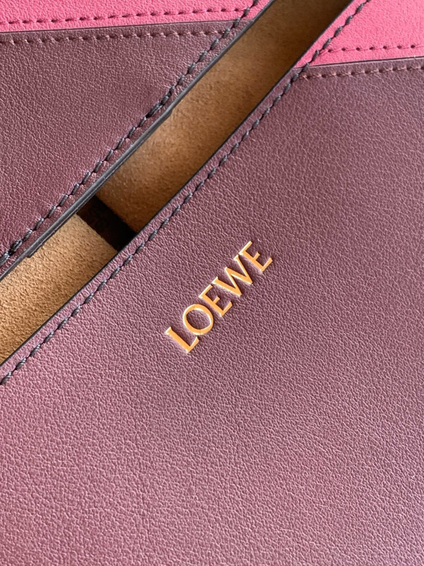 کیف زنانه برند Loewe