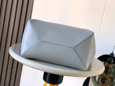 کیف زنانه برند Loewe
