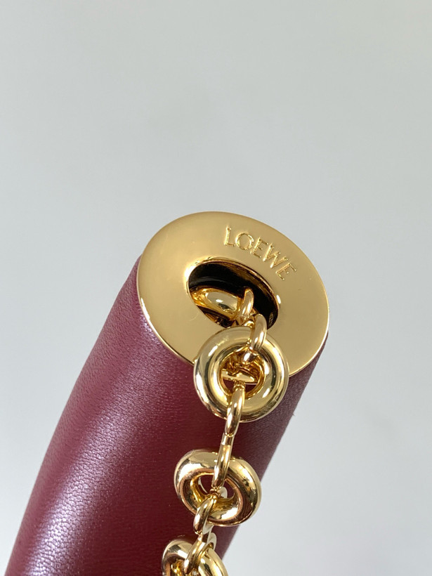 کیف زنانه برند Loewe