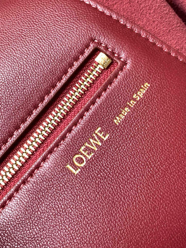 کیف زنانه برند Loewe