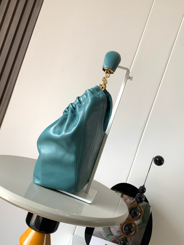 کیف زنانه برند Loewe