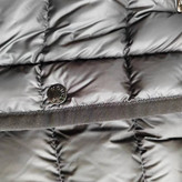 کاپشن بلند زنانه برند Moncler