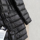 کاپشن بلند زنانه برند Moncler