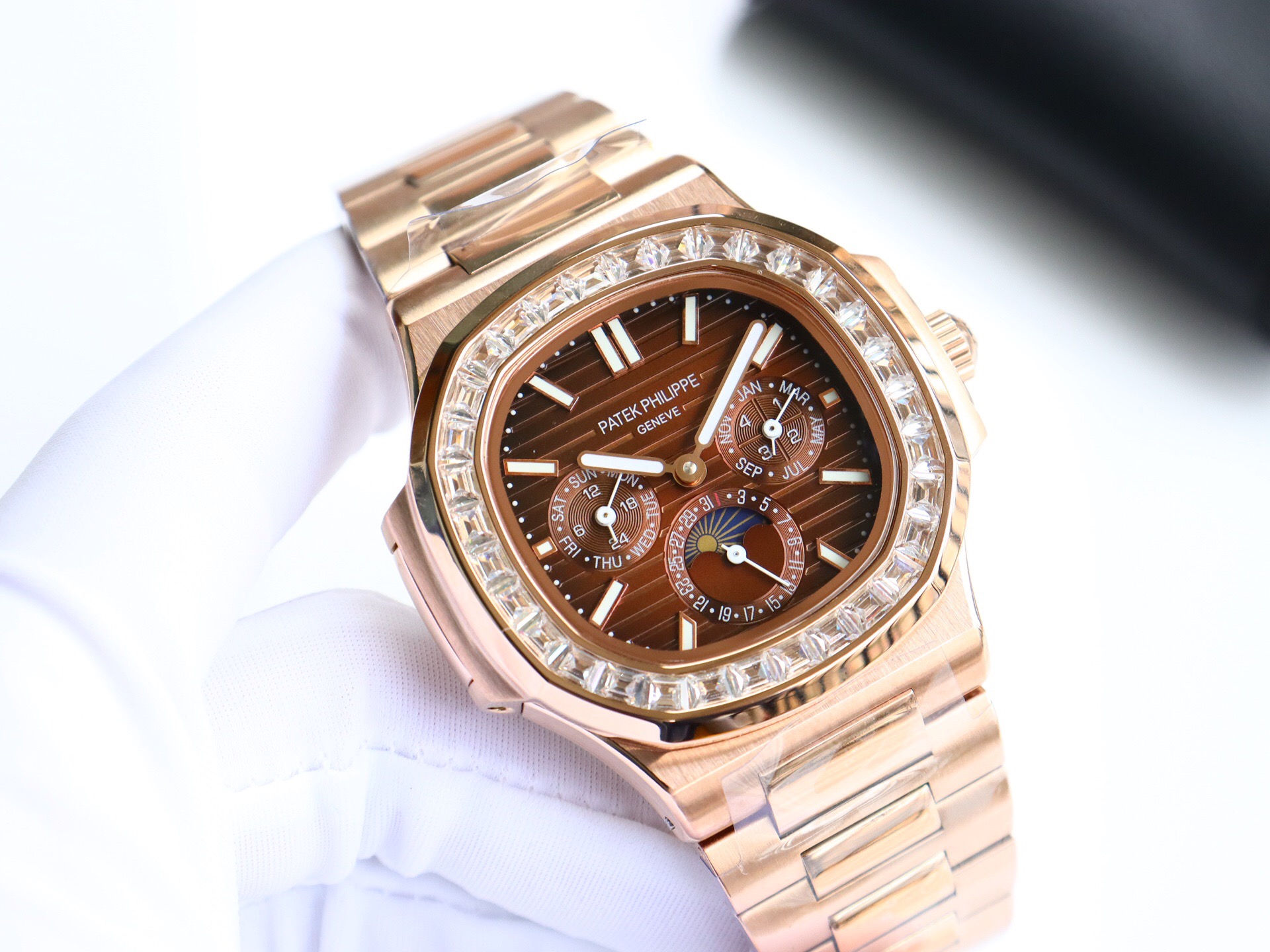 ساعت زنانه برند Patek Philippe