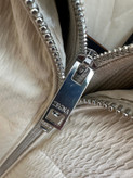 کاپشن برند Zegna