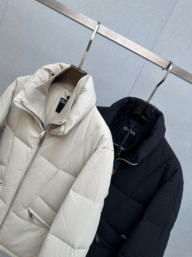 کاپشن برند Zegna