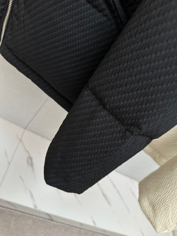 کاپشن برند Zegna
