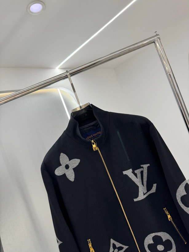 سوییشرت بافت برند Louis Vuitton