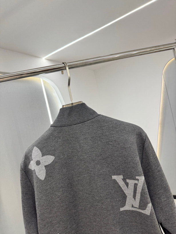 سوییشرت بافت برند Louis Vuitton