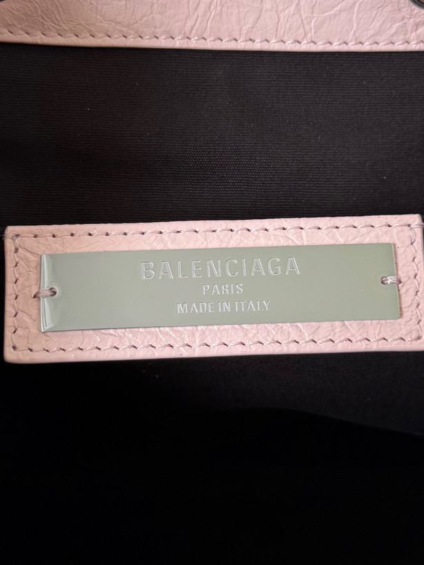 کیف زنانه برند Balenciaga