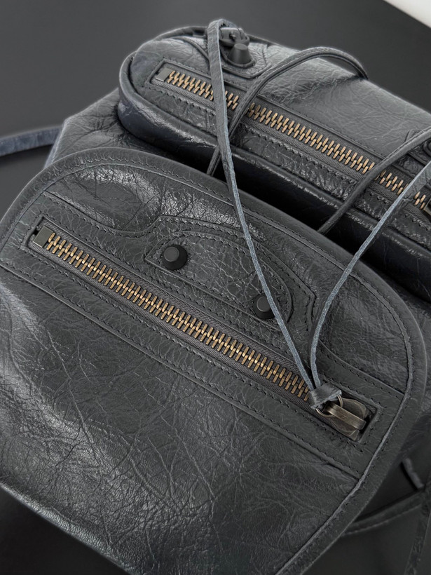 کیف زنانه برند Balenciaga