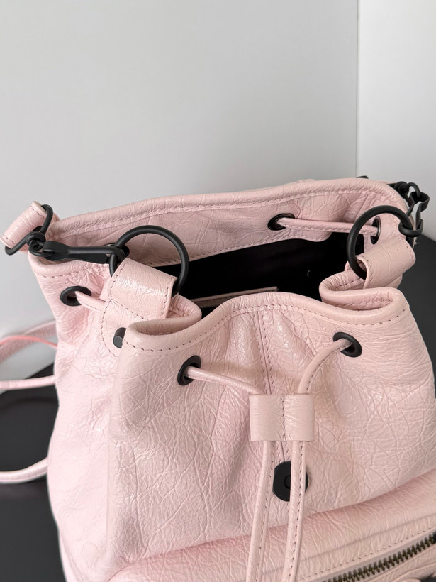کیف زنانه برند Balenciaga