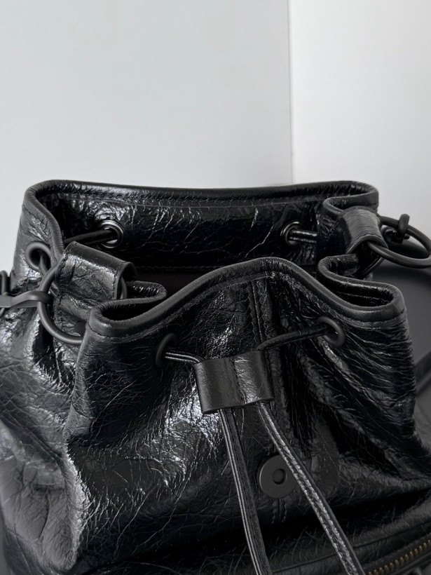 کیف زنانه برند Balenciaga