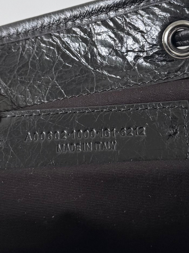 کیف زنانه برند Balenciaga