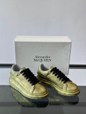 اسنیکر برند Alexander McQueen