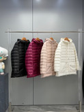 کاپشن زنانه برند Moncler