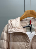 کاپشن زنانه برند Moncler