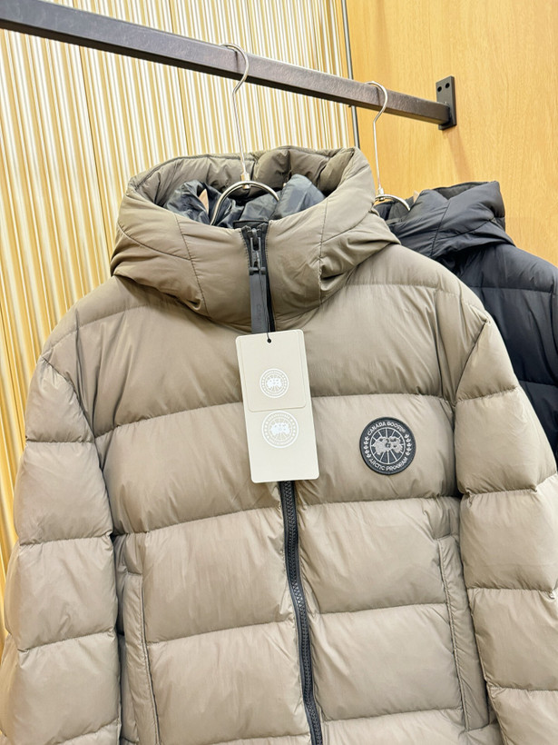 کاپشن مردانه برند Canada Goose