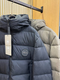 کاپشن مردانه برند Canada Goose