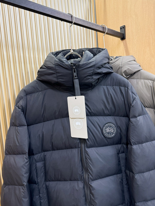 کاپشن مردانه برند Canada Goose