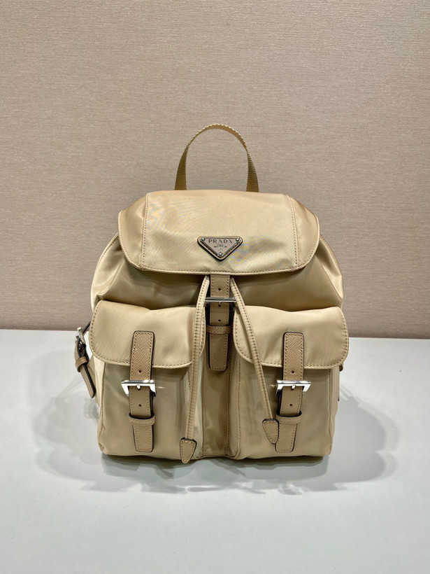 کیف کوله زنانه برند Prada