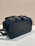 کیف کوله زنانه برند Prada
