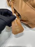 کیف کوله زنانه برند Prada